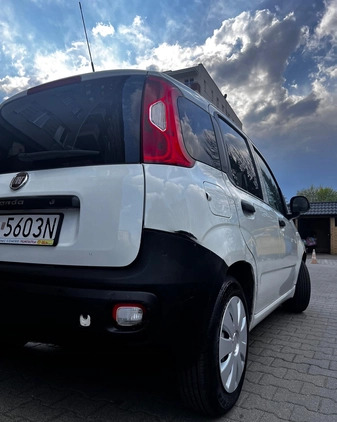 Fiat Panda cena 19678 przebieg: 201000, rok produkcji 2016 z Warszawa małe 121
